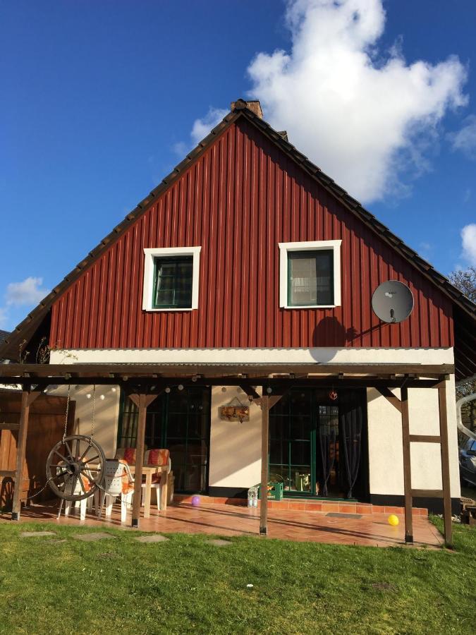 Trollhus - Grosses Familienfreundliches Ferienhaus Борн Екстер'єр фото